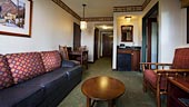 wdw-wilderness-lodge-room-type-club-level-concierge-deluxe-room-170x96.jpg