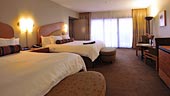 wdw-contemporary-room-type-garden-wing-hospitality-suite-170x96.jpg