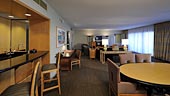 wdw-contemporary-room-type-one-bedroom-suite-theme-park-view-170x96.jpg