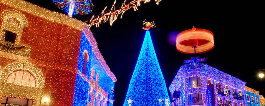 The Osborne Family Spectacle of Dancing Lights